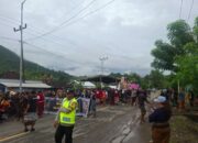 Polsek Poto Tano Berikan Pengamanan Pawai Ogoh-ogoh di Desa Kokarlian Menyambut Hari Raya Nyepi Tahun Saka 1947