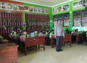 Bhabinkamtibmas Gerung Aktif Pantau Penyaluran Makanan Bergizi