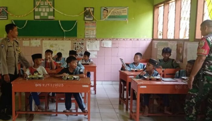 3.201 Siswa di Gerung Terima Makanan Bergizi Gratis dari Pemerintah