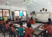 Pendidikan Anti-Narkoba Sejak Dini: Polsek Labuapi Datangi SDN Karang Bongkot