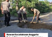 Kapolsek Pringgarata Bersama Warga dan Pemedes Gotong Royong Tambal Jalan Rusak di Desa Spakekan