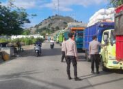 Polsek KP3 Tano Laksanakan KRYD di Pelabuhan Poto Tano, Perketat Pengawasan Cegah Gangguan Kamtibmas