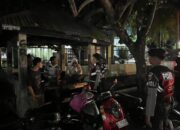 Patroli Presisi, Samapta Polres Dompu Jaga Kamtibmas Lewat Sentuhan Humanis di Malam Hari