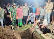 Bhabinkamtibmas Desa Seloto Hadiri Pemakaman Warga yang Mengakhiri Hidupnya dengan Cara Sendiri