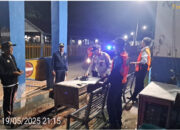 Cegah Aksi Premanisme, Polsek Labuhan Badas Gelar Blue Light Patrol