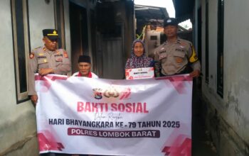 Hari Bhayangkara ke-79, Polsek Kediri Bantu Warga Lansia di Kediri Selatan