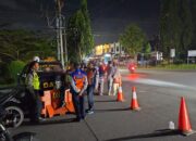 Ribuan Warga Padati Car Free Nite di Gerung, Aman dan Meriah