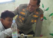Polda Jatim Dukung Asta Cita Salurkan Ribuan Porsi Makanan Bergizi Gratis Untuk Pelajar