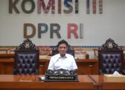 Ketua Komisi 3 DPR Harap Polri Selalu Jadi Garda Terdepan di Usia ke-79