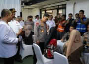 Rangkaian Hari Bhayangkara ke-79, Polri dan KSPSI Gelar Bakti Sosial