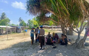Polsek Sekotong Perketat Patroli Wisata Pantai Elak-Elak demi Keamanan Wisatawan