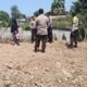 Polsek Dompu Dukung Program Ketahanan Pangan melalui Penanaman Jagung di Ponpes Al Ganiyyu