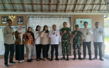 Kunjungan Kemenkopolhukam Perkuat Semangat Petugas Dapur MBG Narmada