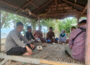 Polsek Langgudu Laksanakan Jum’at Curhat di Desa Sambane, Terima Keluhan Warga Soal Kenakalan Remaja