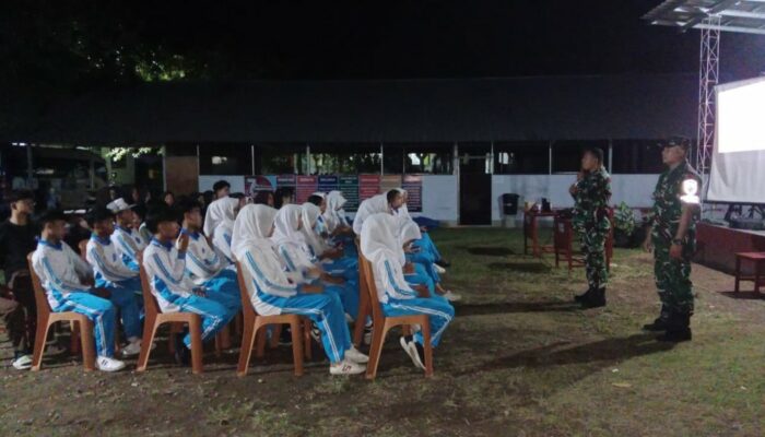 Koramil Gerung Tanamkan Semangat Bela Negara ke Pelajar SMKN 1 Gerung