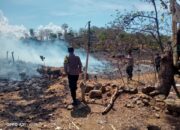 Respon Cepat Polsek Asakota, Personel Datangi Lokasi Kebakaran Lahan Jagung di Kelurahan Kolo