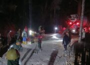 Semangat Tak Surut, Satgas TMMD dan Warga Giri Madia Lembur di Tengah Hujan