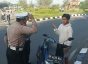 Sat Lantas Polres Lombok Barat Gencarkan Gatur Pagi di Bundaran GMS
