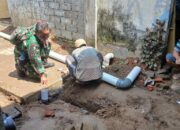 Sinergi TNI dan Warga Ampenan Tengah Wujudkan Lingkungan Bersih