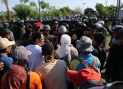 Eksekusi Lahan Sengketa di Alas Barat Ditunda: Tiga Personel Polisi Terluka Akibat Perlawanan Massa