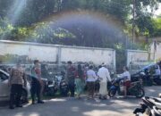 Polsek Sumbawa Kawal Perayaan Hari Raya Galungan di Pura Dalem Ganda Sari