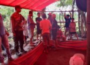 Polsek Moyo Hilir Bubarkan Judi Sabung Ayam di Moyo Utara