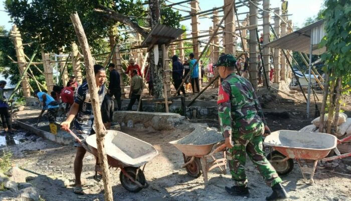 TNI dan Warga Anyar Bersatu dalam Pembangunan Masjid