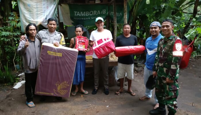 Sinergi TNI dan Kemensos Bantu Korban Longsor