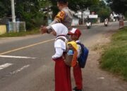 Bhabinkamtibmas Desa Goa Laksanakan Giat Rawan Pagi di Depan SD Negeri 1 Goa