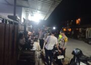 Polsek Taliwang Gelar Patroli Dialogis, Rangkul Pemuda Jaga Kamtibmas