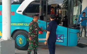 Babinsa Bertais Cek Situasi Arus Mudik H-8 Lebaran