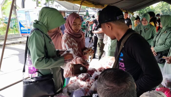 Sinergi TNI dan Pemerintah Hadirkan Bazar Ramadhan Murah