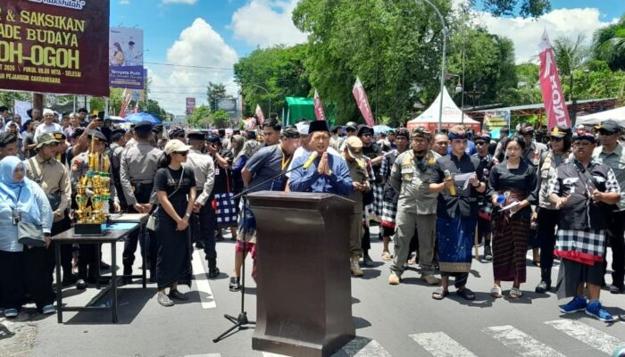 Ogoh-Ogoh Warnai Ramadan, Pesan Damai Menggema di Mataram
