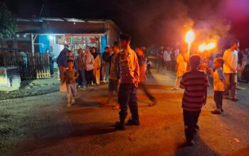 Polsek Soromandi Laksanakan Pengamanan Pawai Obor Menyambut Lebaran Idul Fitri