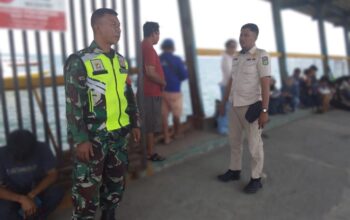 Sinergi TNI dan Satpol PP Amankan Arus Libur Lebaran