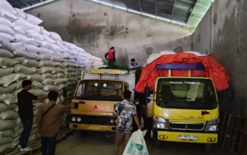 Polres Lombok Barat Fasilitasi Pendistribusian 6,3 Ton Jagung Petani ke Gudang BULOG Lembar