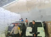 Strategi Perkuat Ketahanan Pangan, Polsek Gerung Kawal Distribusi Tonase Jagung ke Bulog