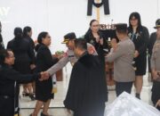 *Kapolres Sumbawa Barat Pantau Langsung Pengamanan Ibadah Jumat Agung, Pastikan ibadah Aman dan Nyaman*