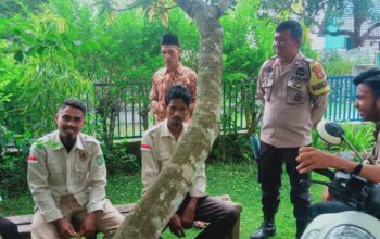 Bhabinkamtibmas Polres Bima Kota Perkuat Kamtibmas Lewat Silaturahmi dengan Warga dan Staf Desa