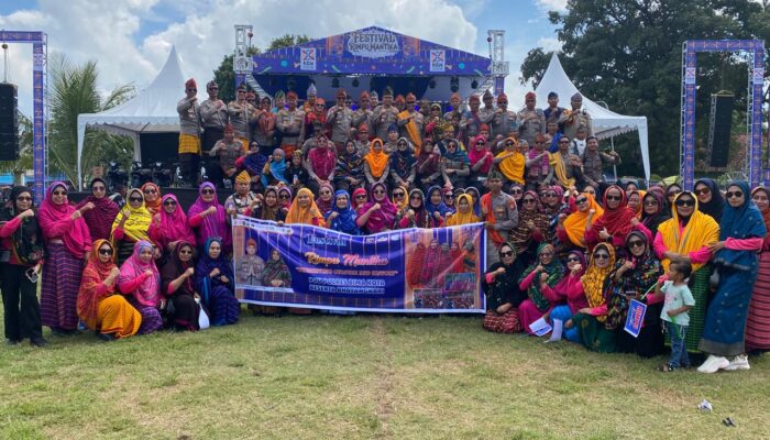 Polres Bima Kota Ikut Semarakkan Festival Rimpu Mantika HUT ke-24 Kota Bima