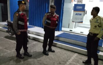 Pastikan Kondusivitas Wilayah, Polres Lombok Barat Siagakan Pasukan Cegah Niat Pelaku Kejahatan Malam Hari