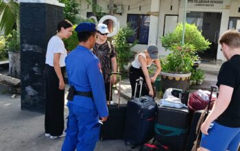 Sat Polairud Polres Lombok Barat Amankan Pantai Senggigi