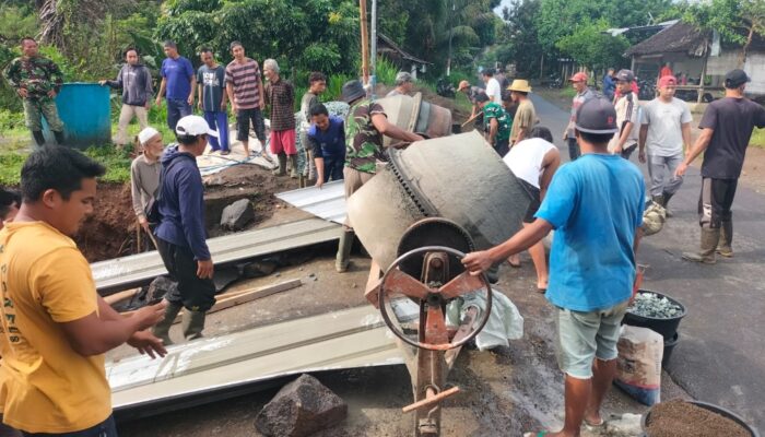 Warga Membludak! Pengecoran Jembatan Garuda Dikebut Tanpa Henti