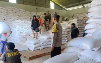 Distribusi Jagung Lombok Barat Dikawal Ketat Bhabinkamtibmas