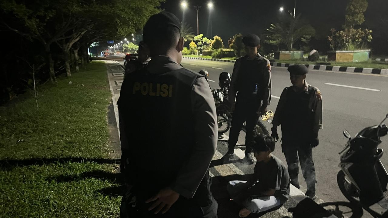 Tim Patroli Perintis Presisi Polres Lobar Sisir Bypass