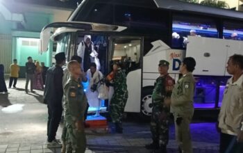Kolaborasi TNI-Polri Pastikan Kepulangan Jamaah Berjalan Lancar