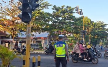 Pelayanan Gatur Pagi, Satlantas Polres Bima Kota Antisipasi Kemacetan dan Kecelakaan Lalu Lintas