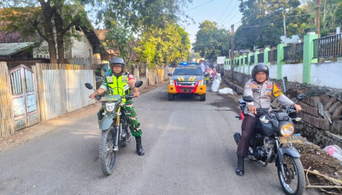 Bhabinkamtibmas Polres Bima Kota Amankan dan Kawal Penutupan MPLS SD melalui Pawai Budaya